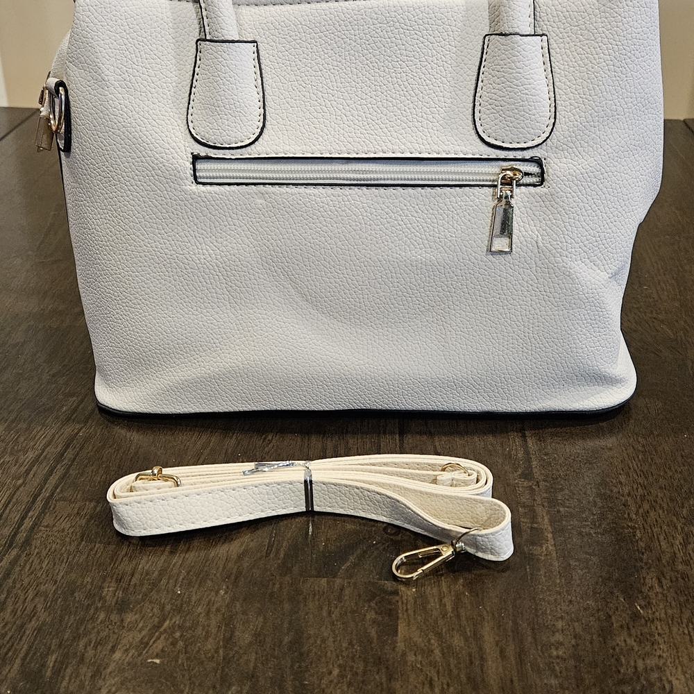 Elegant White Handbag